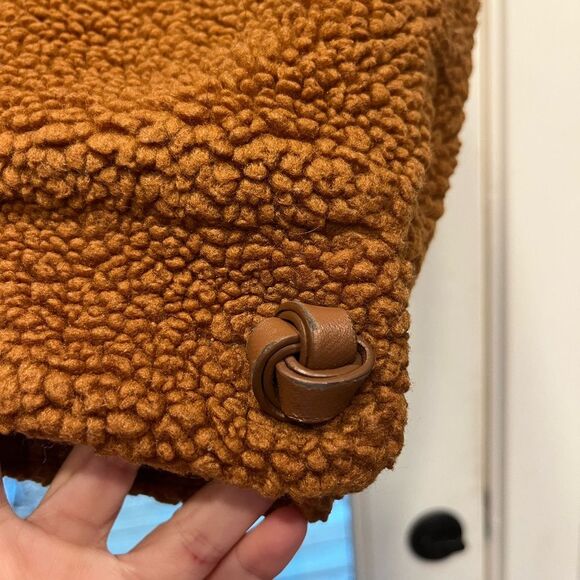 H&M Brown Teddy bear jacket cozy and warm size 12 (oversized) w/ braided buttons - Picture 8 of 9